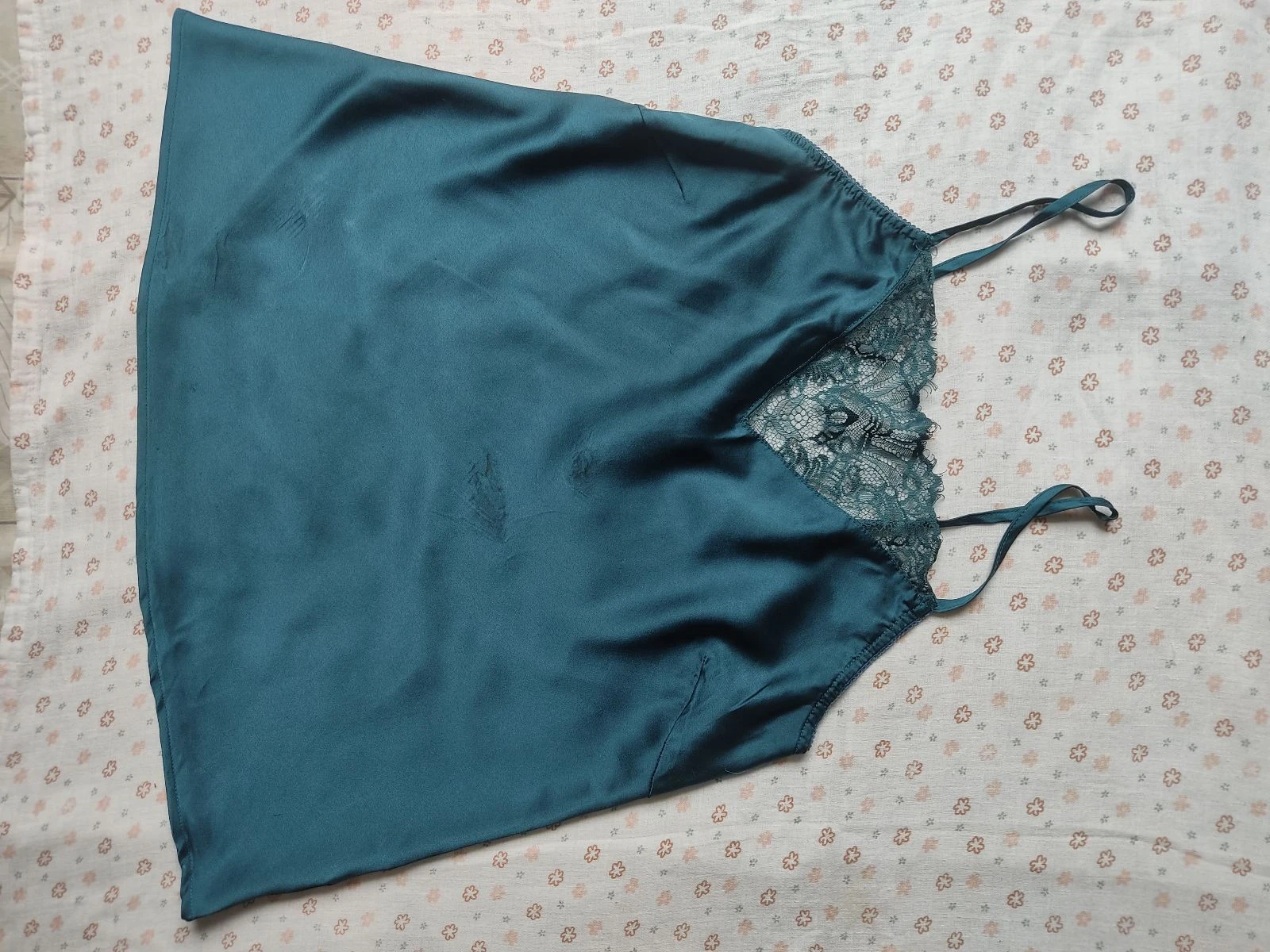 Caraco bleu canard satin avec dentelle Rouge gorge - Taille 40 - Très bon état